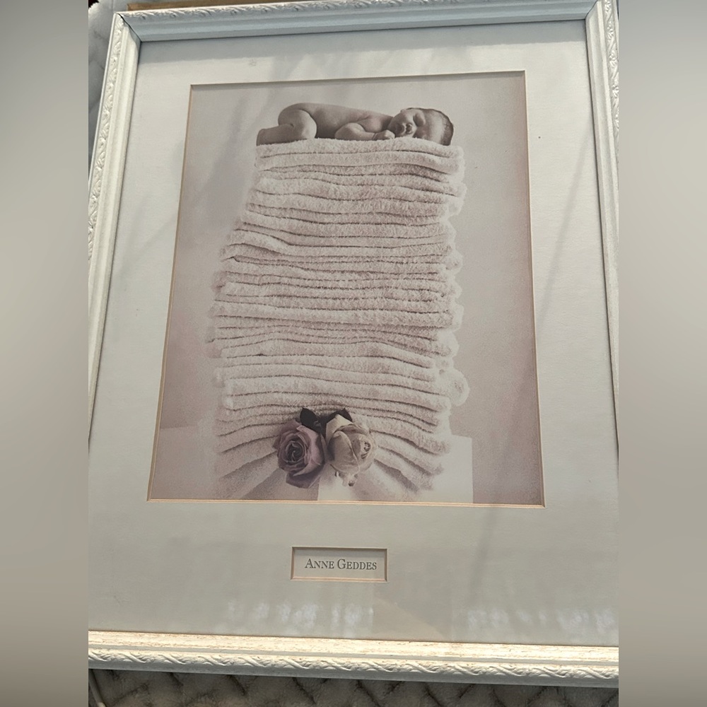 ANNE GEDDES “Baby on Nappies” Picture frame